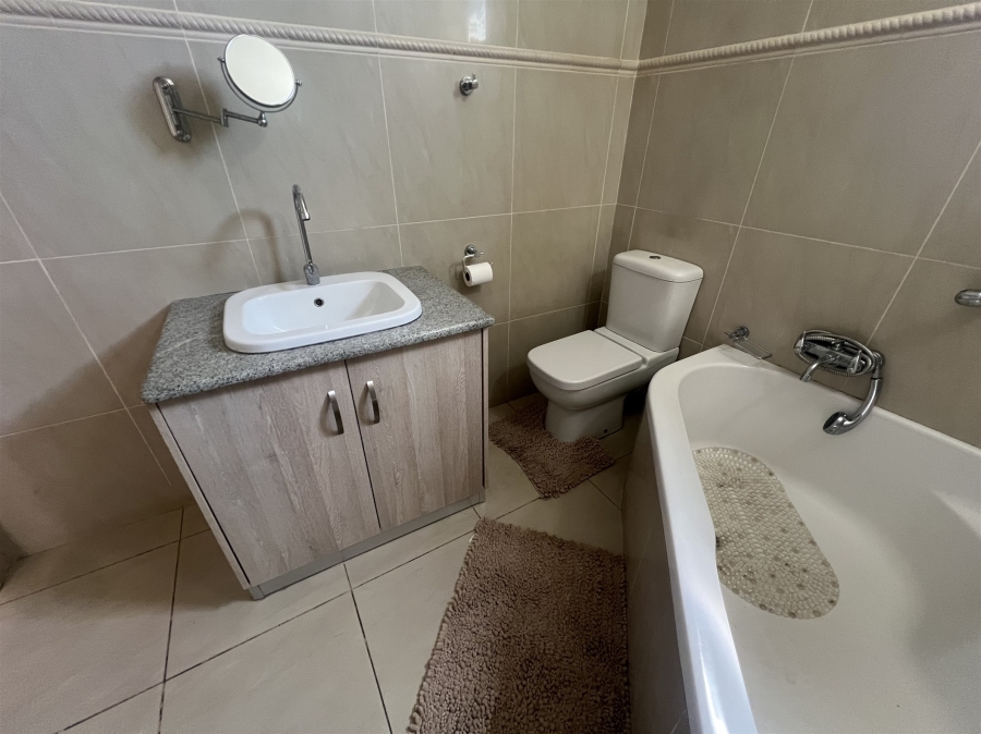 3 Bedroom Property for Sale in Quigney Eastern Cape